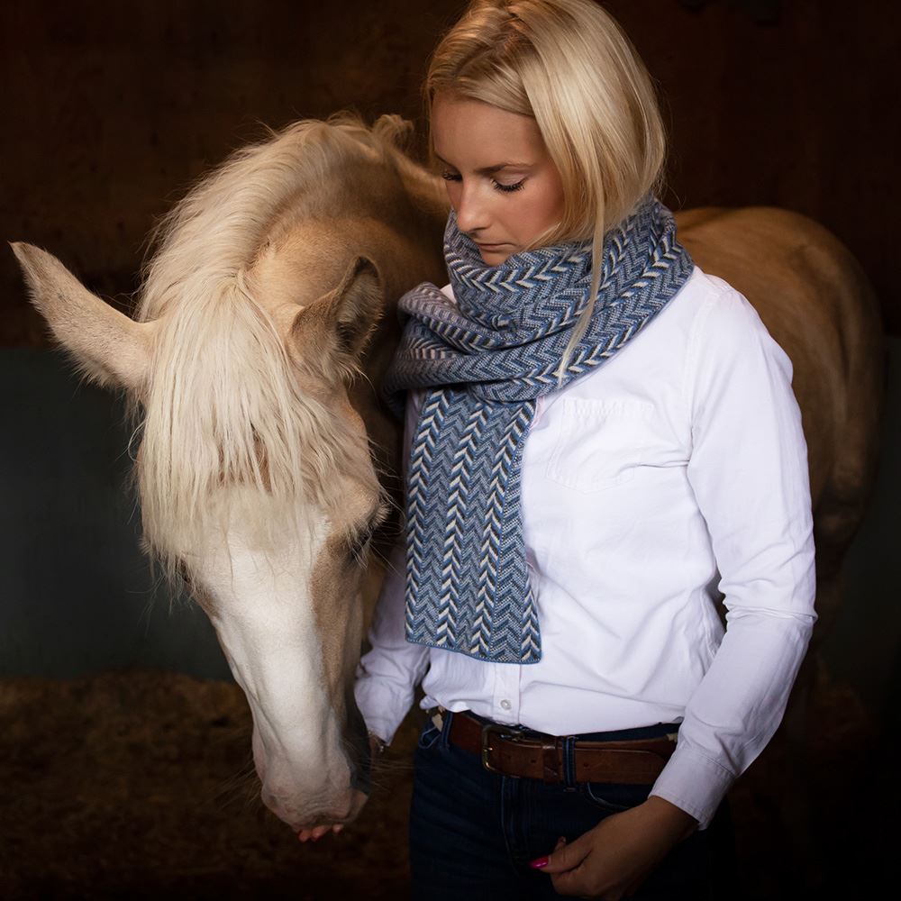 The Badminton - Geometric Chevron Scarf - Jeans Blue