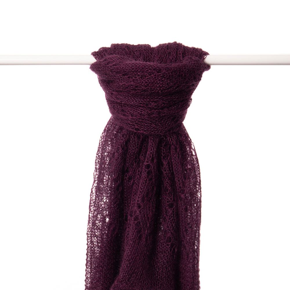 Soft and fluffy mohair and silk scarf with tassels - Aubergine